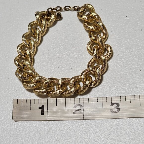 Elegant Gold Tone Chunky Chain Textured Link Bracelet Fashion Formal Jewelry - Picture 5 of 5